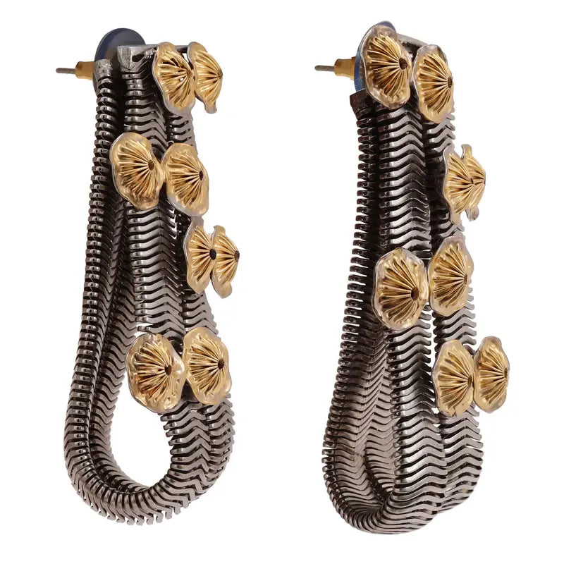 PARADISE DEW BLACK EARRINGS