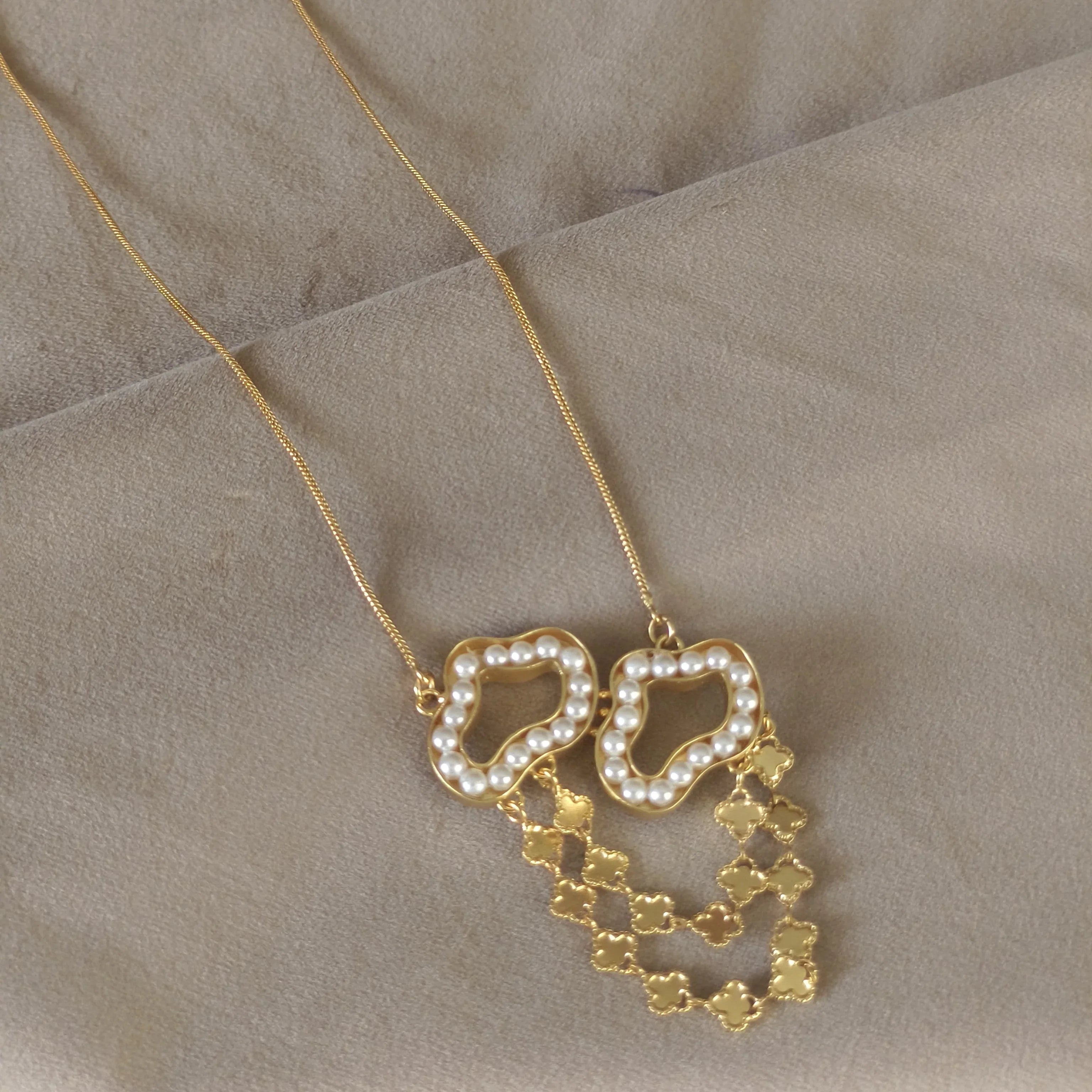 Moti Saaz Pendant