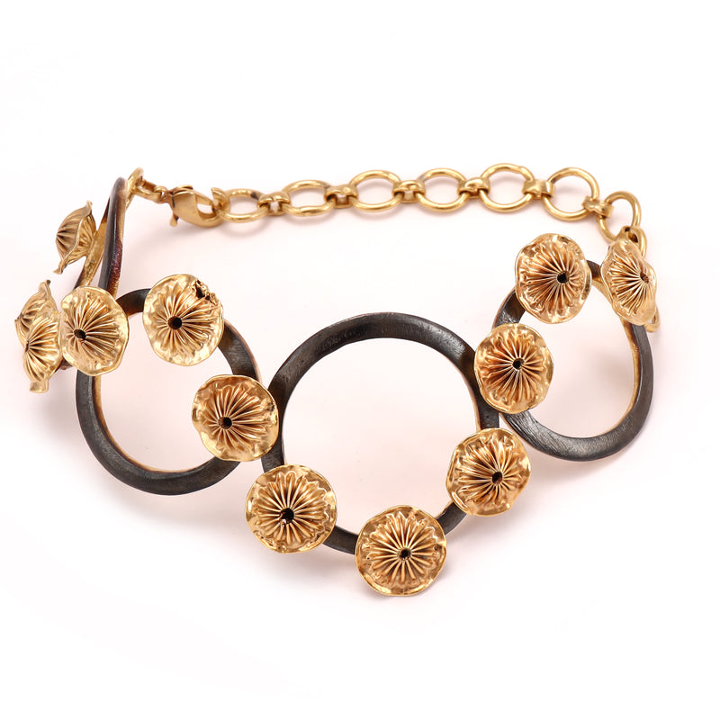 GOLDEN COVE BLACK AND GOLD BRACELET