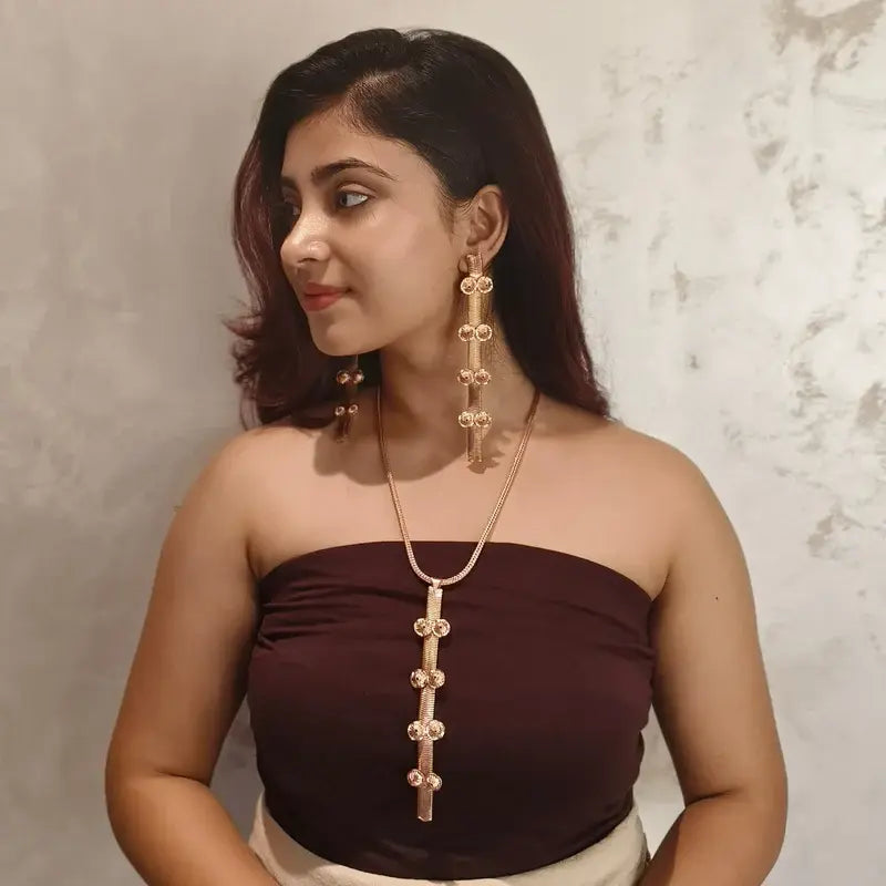 CORAL ROSE NECKPIECE