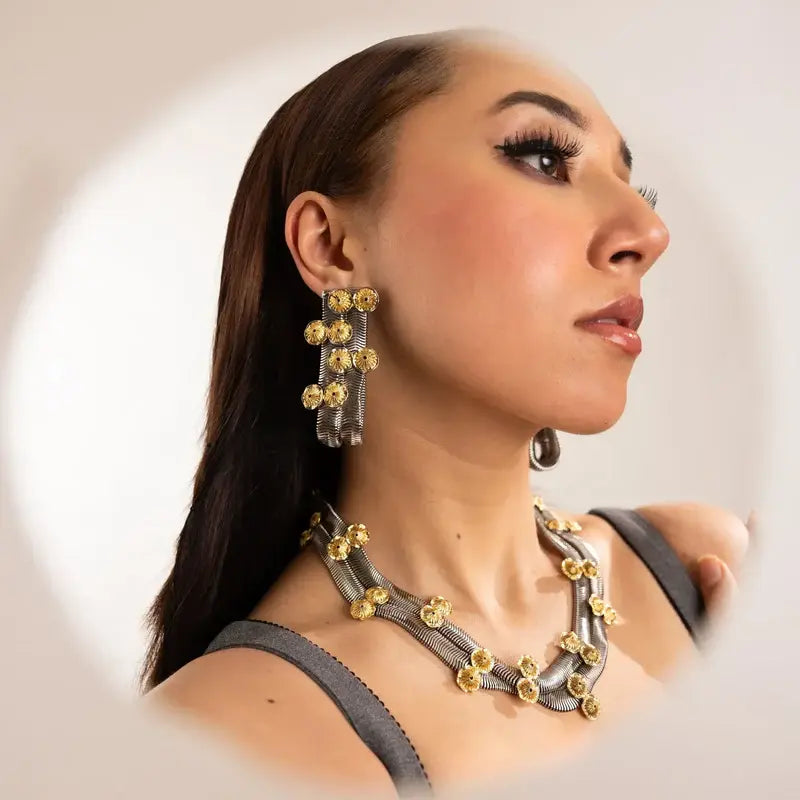 PARADISE DEW  BLACK EARRINGS